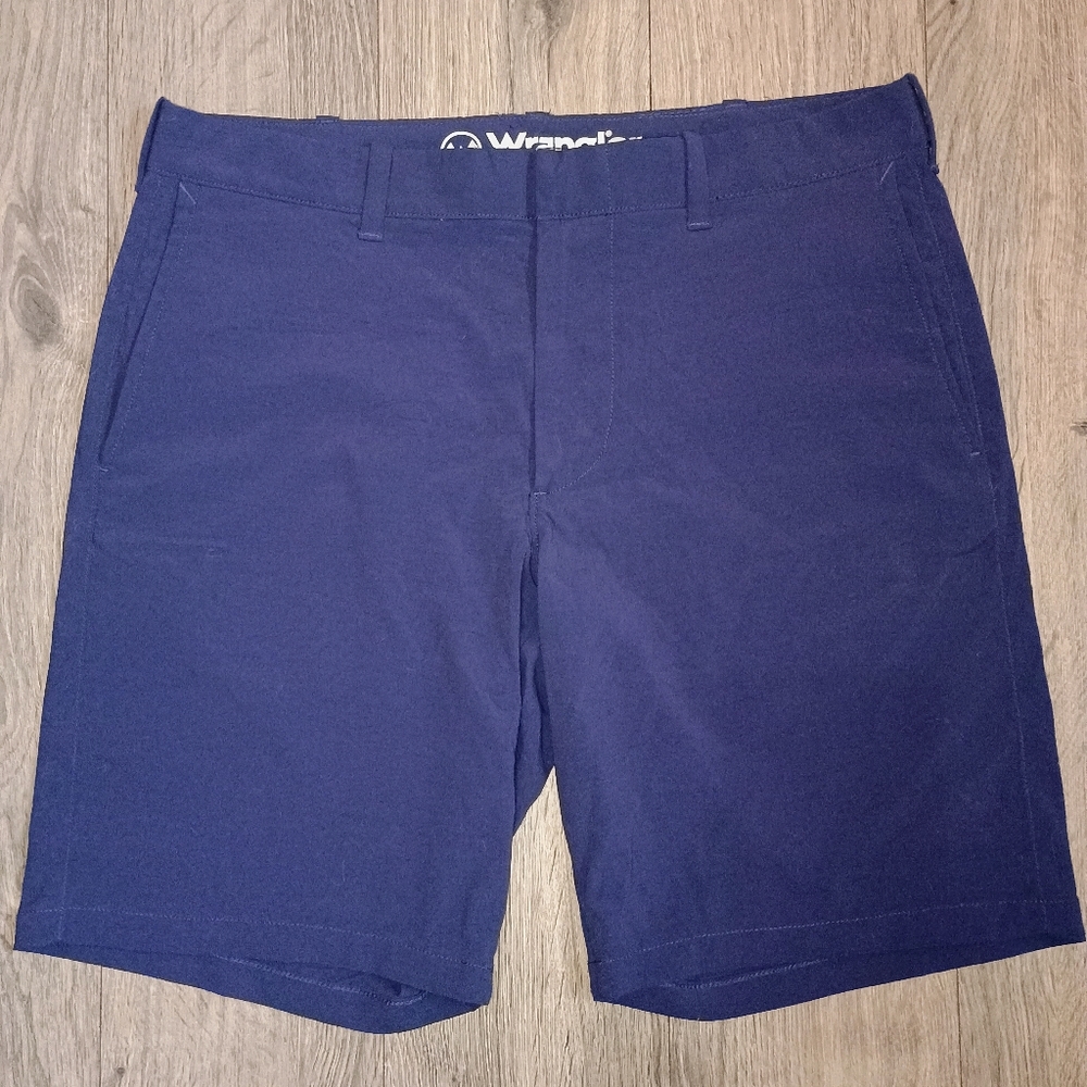 Wrangler Men's Blue Shorts Sz 32